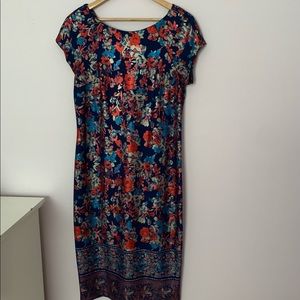 Gorgeous print midi dress